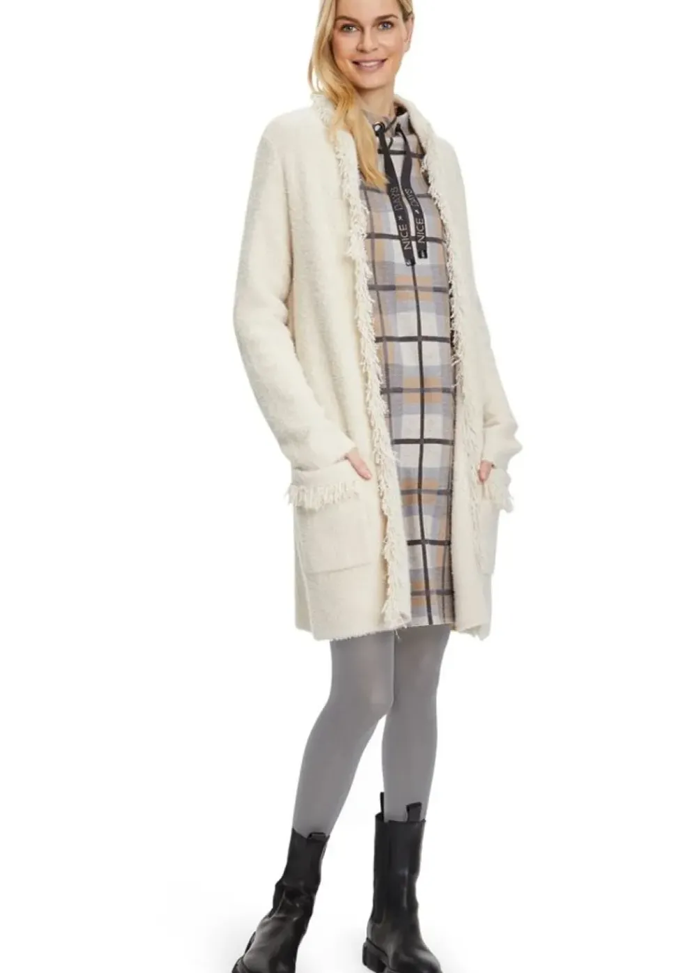 Betty Barclay Shirtkleid Stehkragen aufgesetzte Taschen grau S22 12321134