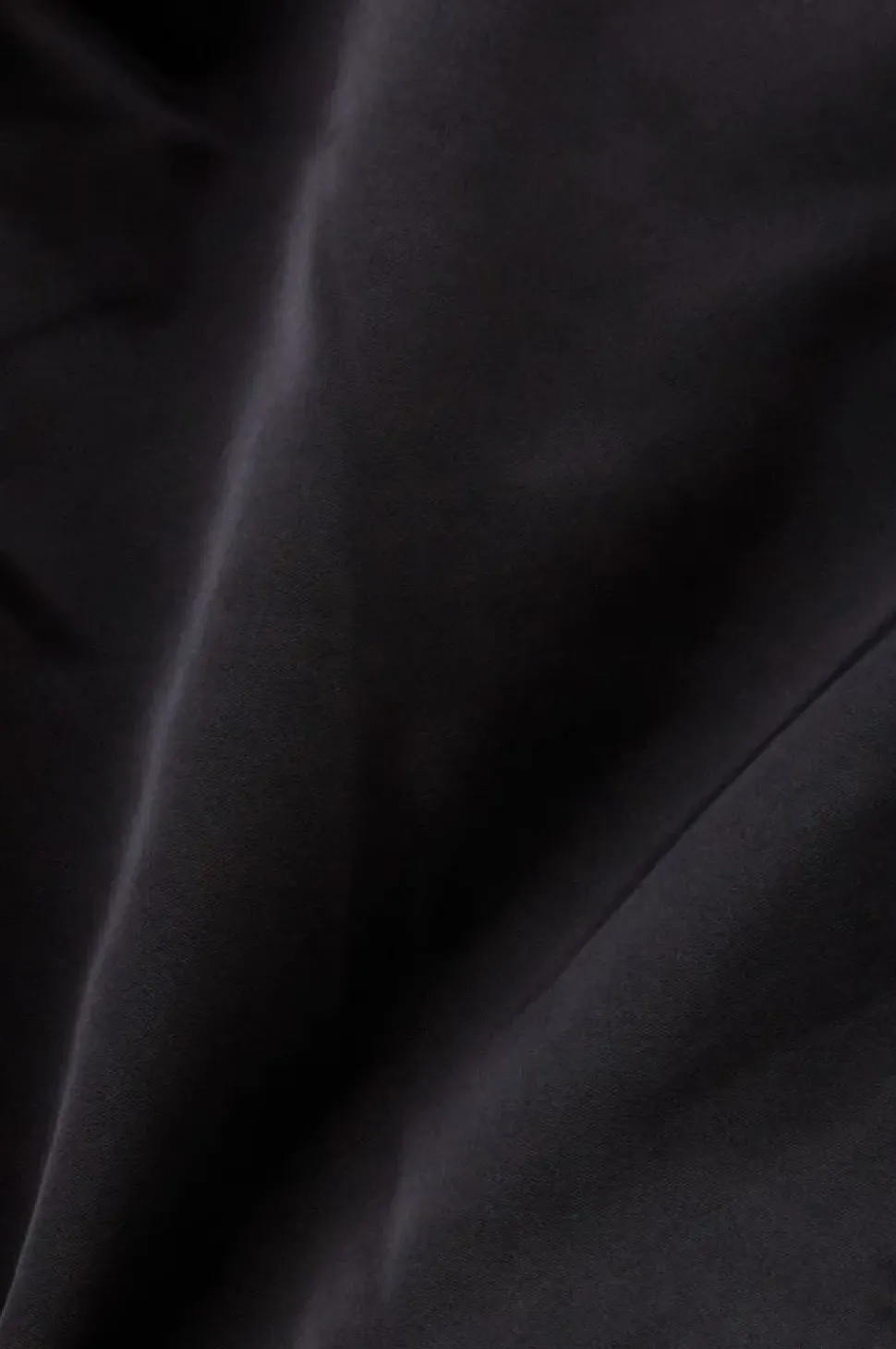 ESPRIT Bomberjacke Satin Cropped- Länge schwarz S14 014EE1G343
