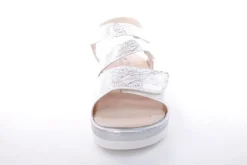 Fußbequem Damen Sandale Wechselfußbett metallisch glänzend weiß S13 10201