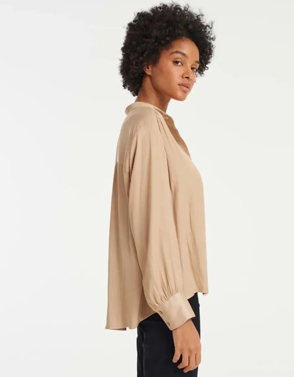 OPUS Bluse Fogeta schimmernd weite Silhouette beige S22 1012439415147