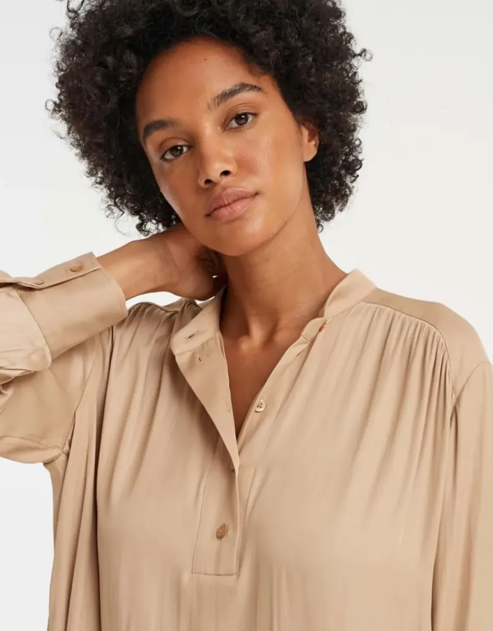 OPUS Bluse Fogeta schimmernd weite Silhouette beige S22 1012439415147