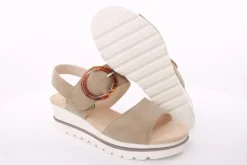 PETER ERIKSON Sandalette Keilabsatz Zierschnalle beige S14 3225-C23002
