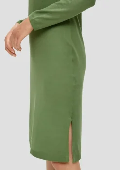 S.Oliver Strickkleid grün & schwarz S23 2138237
