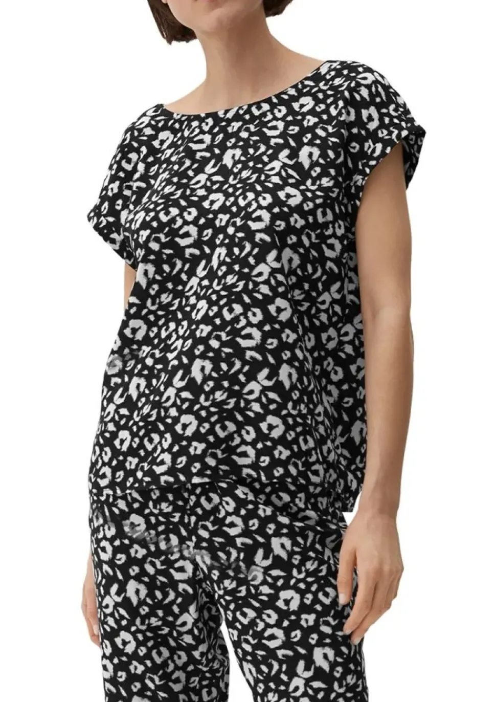 s.Oliver Viskosebluse mit Rückenausschnitt schwarz, weiß S13 2132617